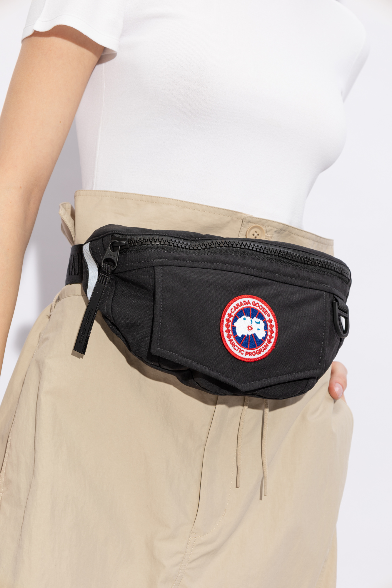 Black Belt bag with logo Canada Goose Vitkac GB